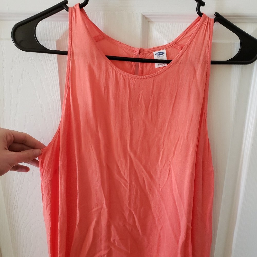 Sleeveless top
